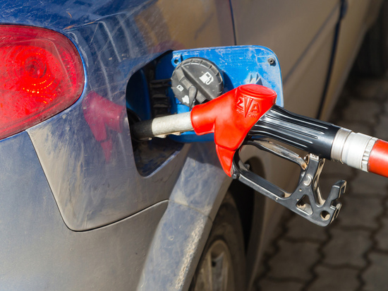 Цены на бензин растут быстрее инфляции: у властей появился план